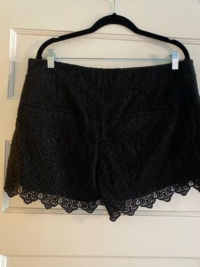 Anthropologie Elevenses Black Lace Scallop Hem Shorts
